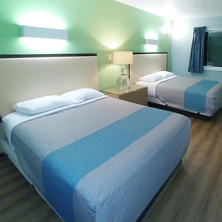 Country Yard Inn And Suites Sikeston Buitenkant foto