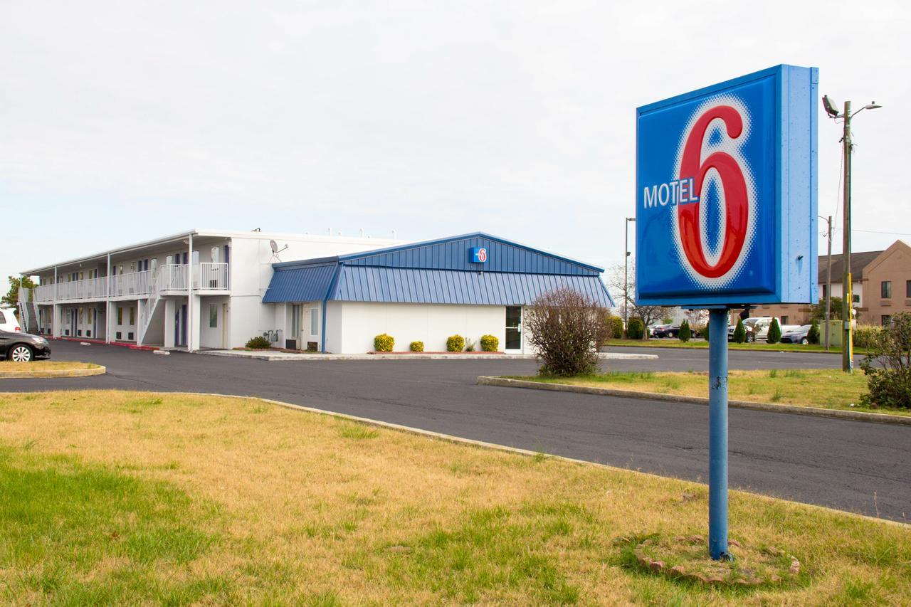 Country Yard Inn And Suites Sikeston Buitenkant foto